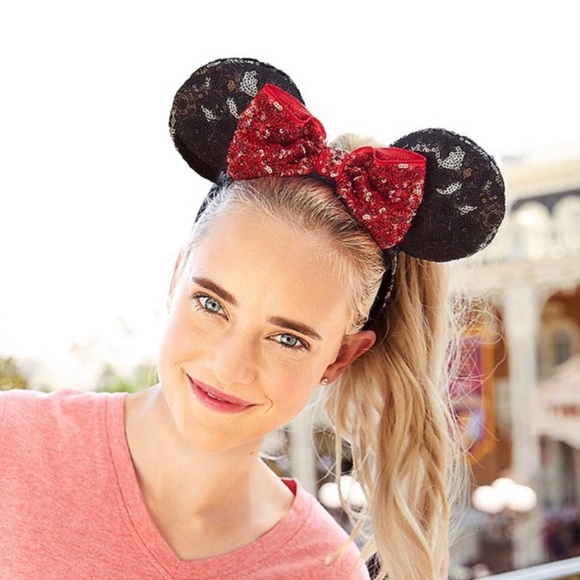 NWT Minnie Mouse Sequin Disney Ears Headband - Picture 2 of 6